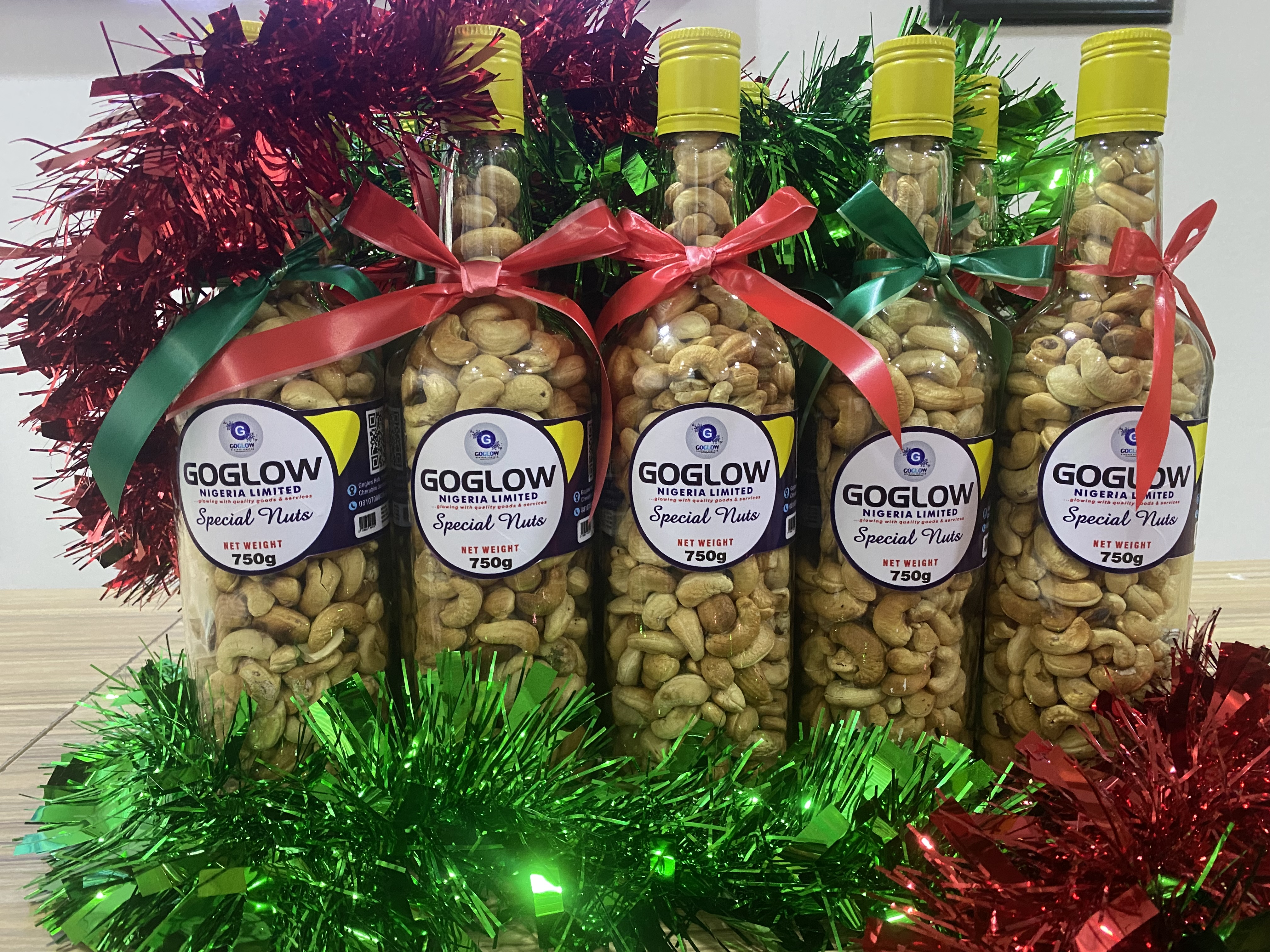 GOGLOW Special Cashew Nuts (x 1)